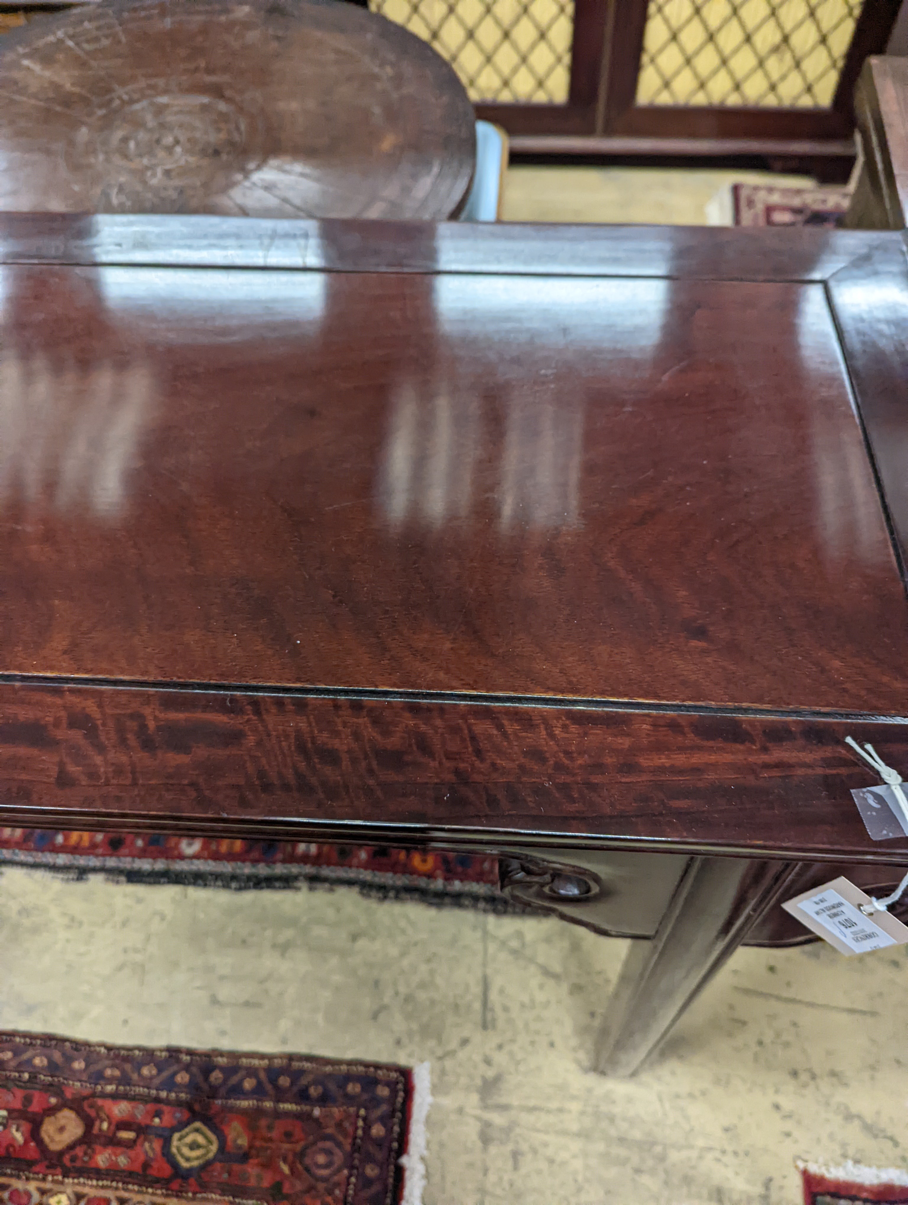 A Chinese hardwood altar table, width 121cm, depth 38cm, height 86cm